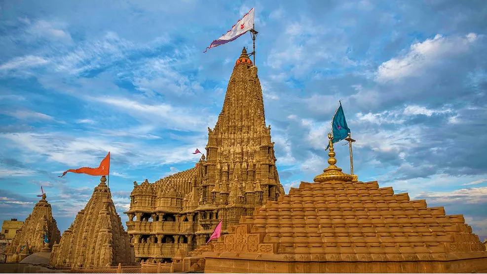 Shree Dwarkadhish Temple