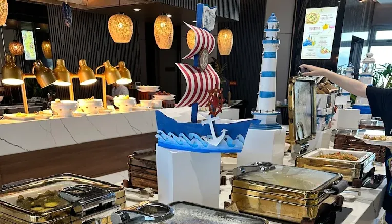 Le Sands Oceanfront Danang Hotel — main image