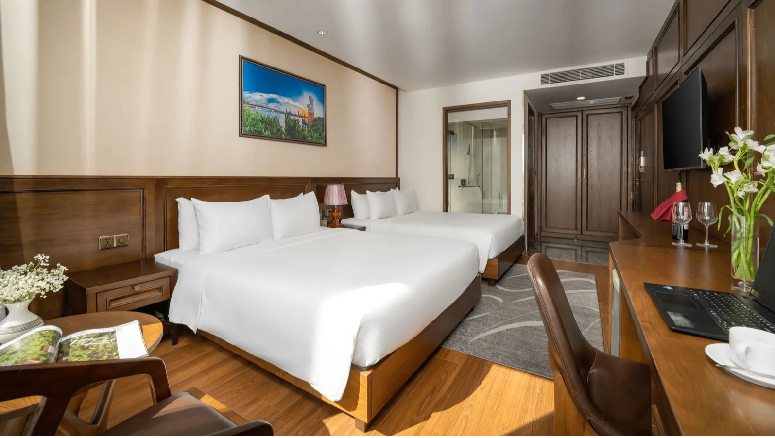 Deluxe Double/Twin City View