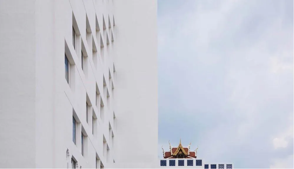 Montien Hotel Surawong Bangkok — main image