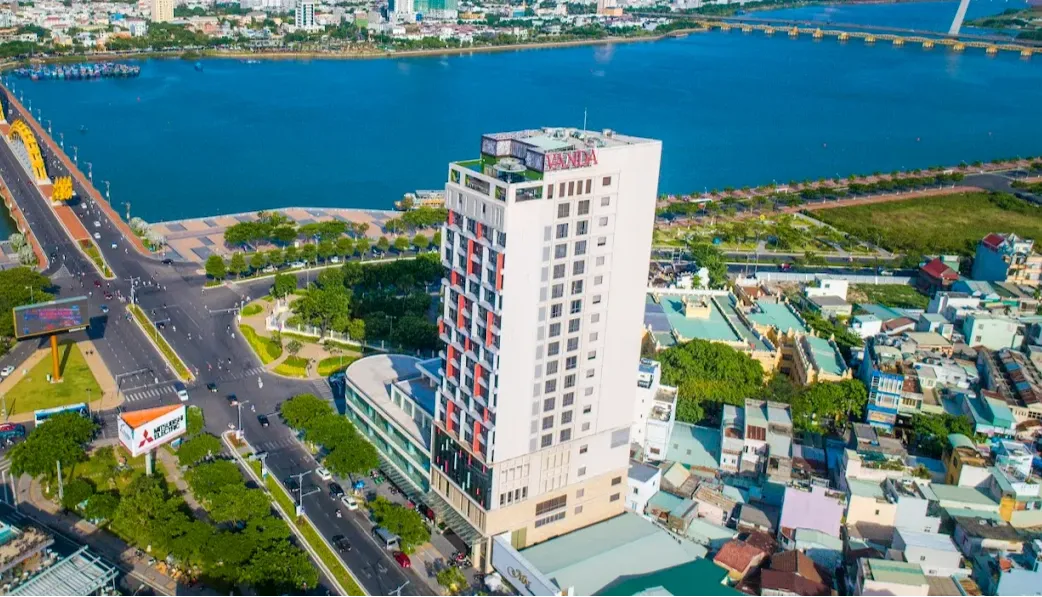 Vanda Hotel — main image
