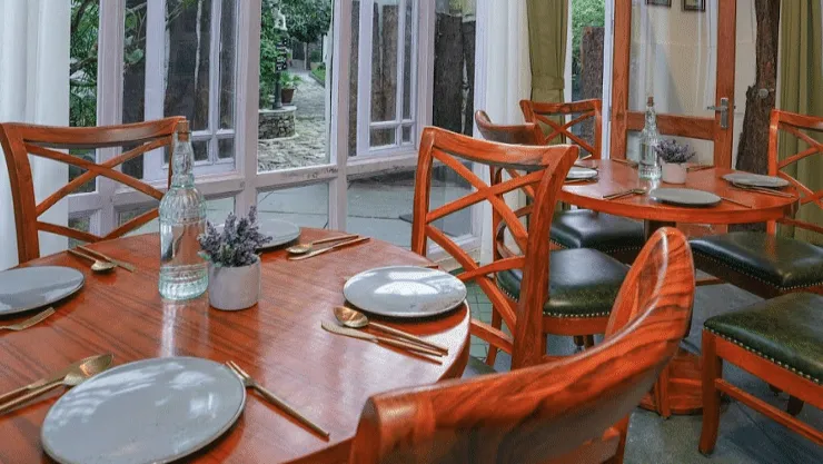 RESTAURANT IN KURSEONG