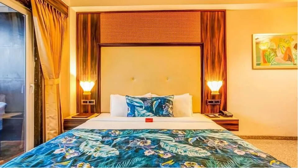 PREMIUM ROOM WITH PRIVATE BALCONY