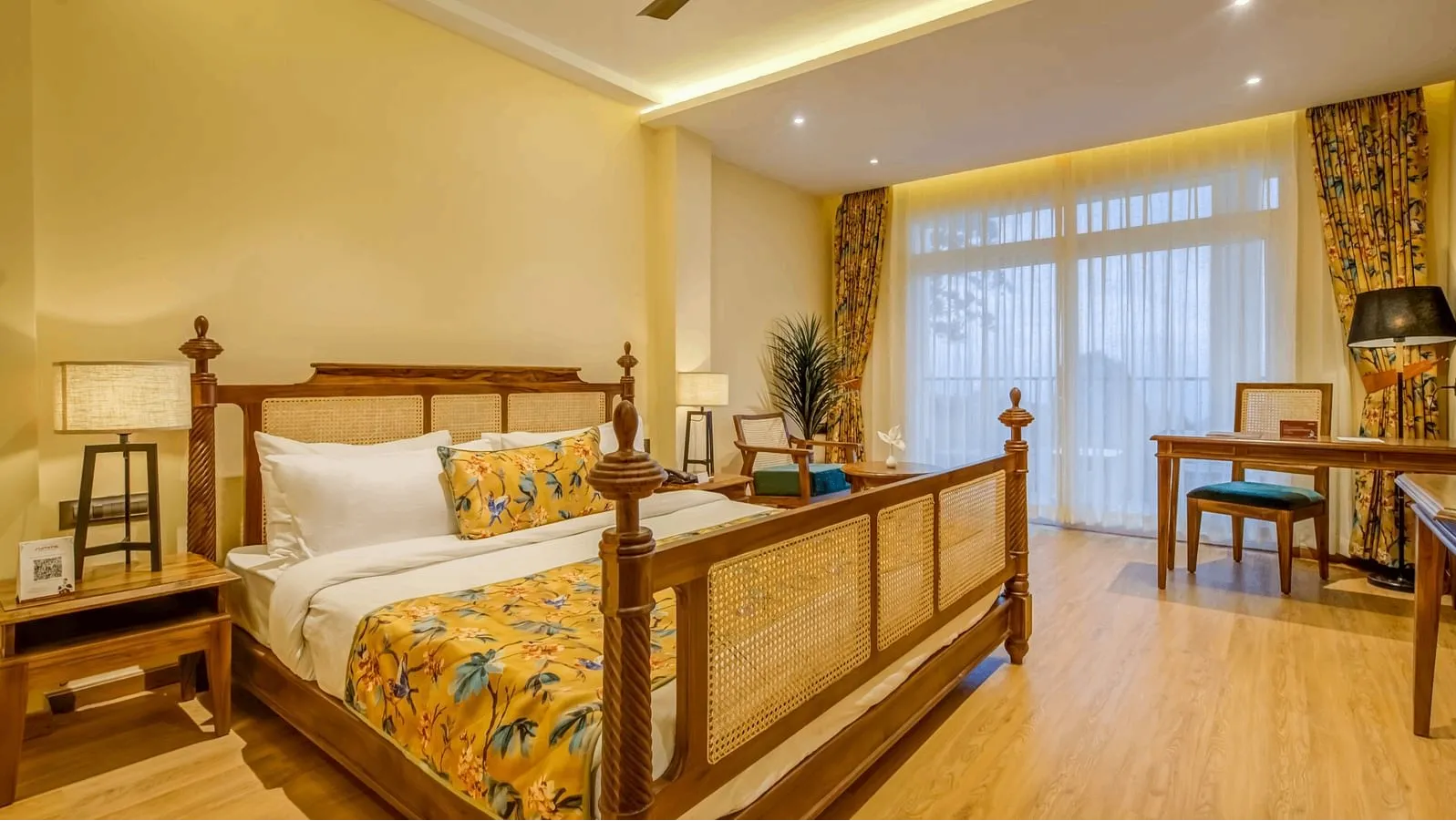 PREMIUM ROOM WITH PRIVATE BALCONY
