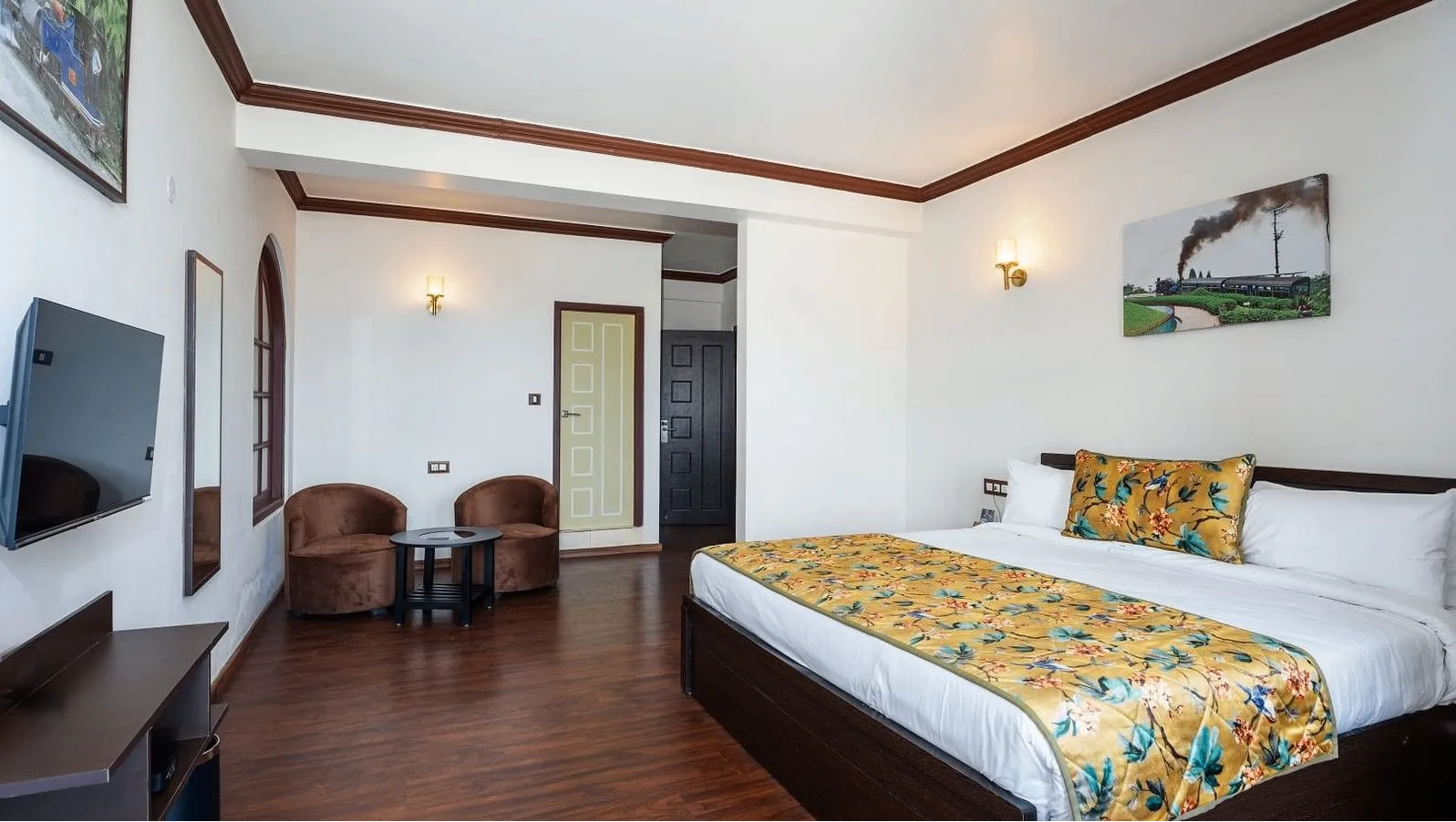 PREMIUM PLUS WITH BALCONY, MOUNTAIN & RIVER VIEW