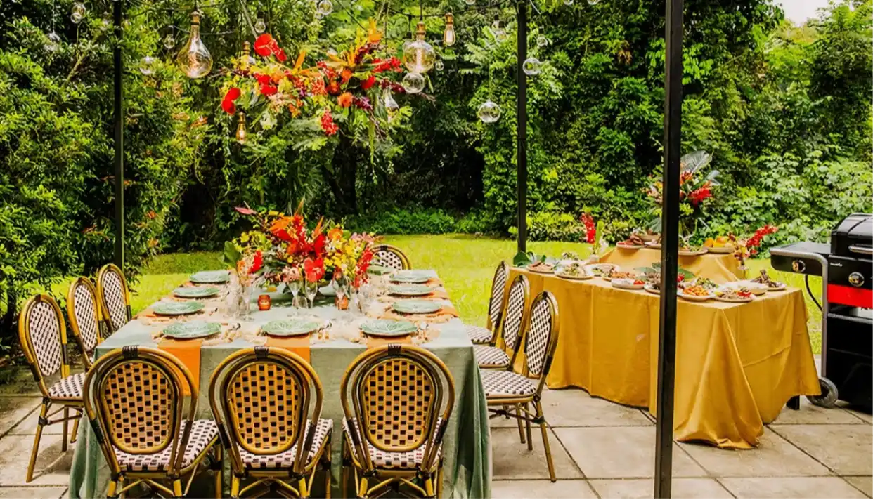 Private Outdoor Space — main image