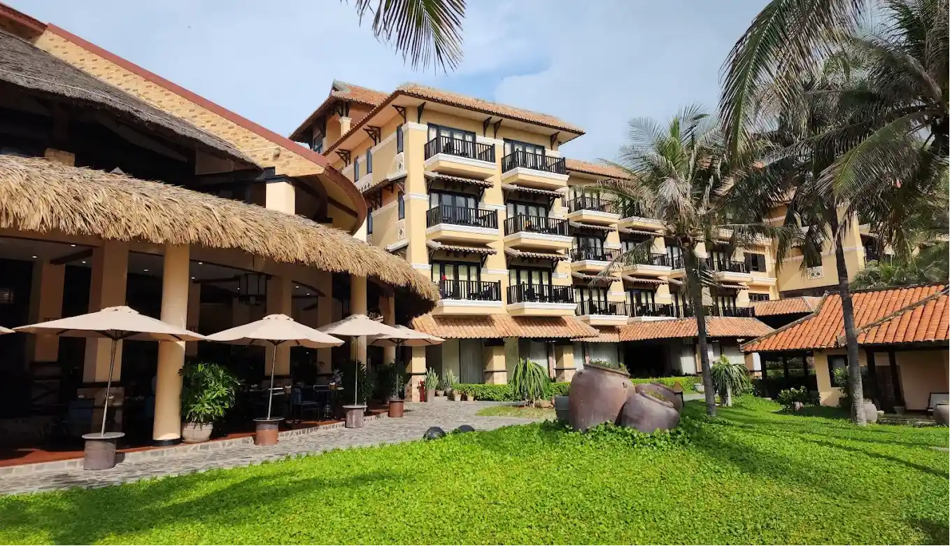 Seahorse Resort & Spa — main image