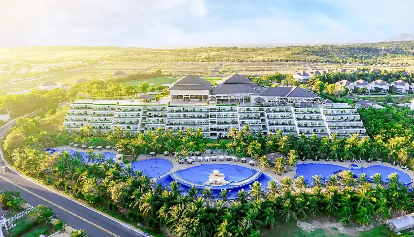 Sea Links Beach Hotel — main image