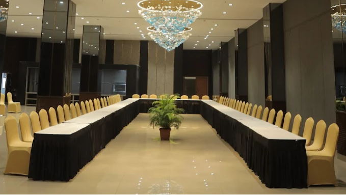 event-venue-Biznotel By Pride Surat