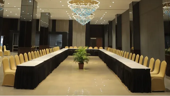 event-venue-Biznotel By Pride Surat