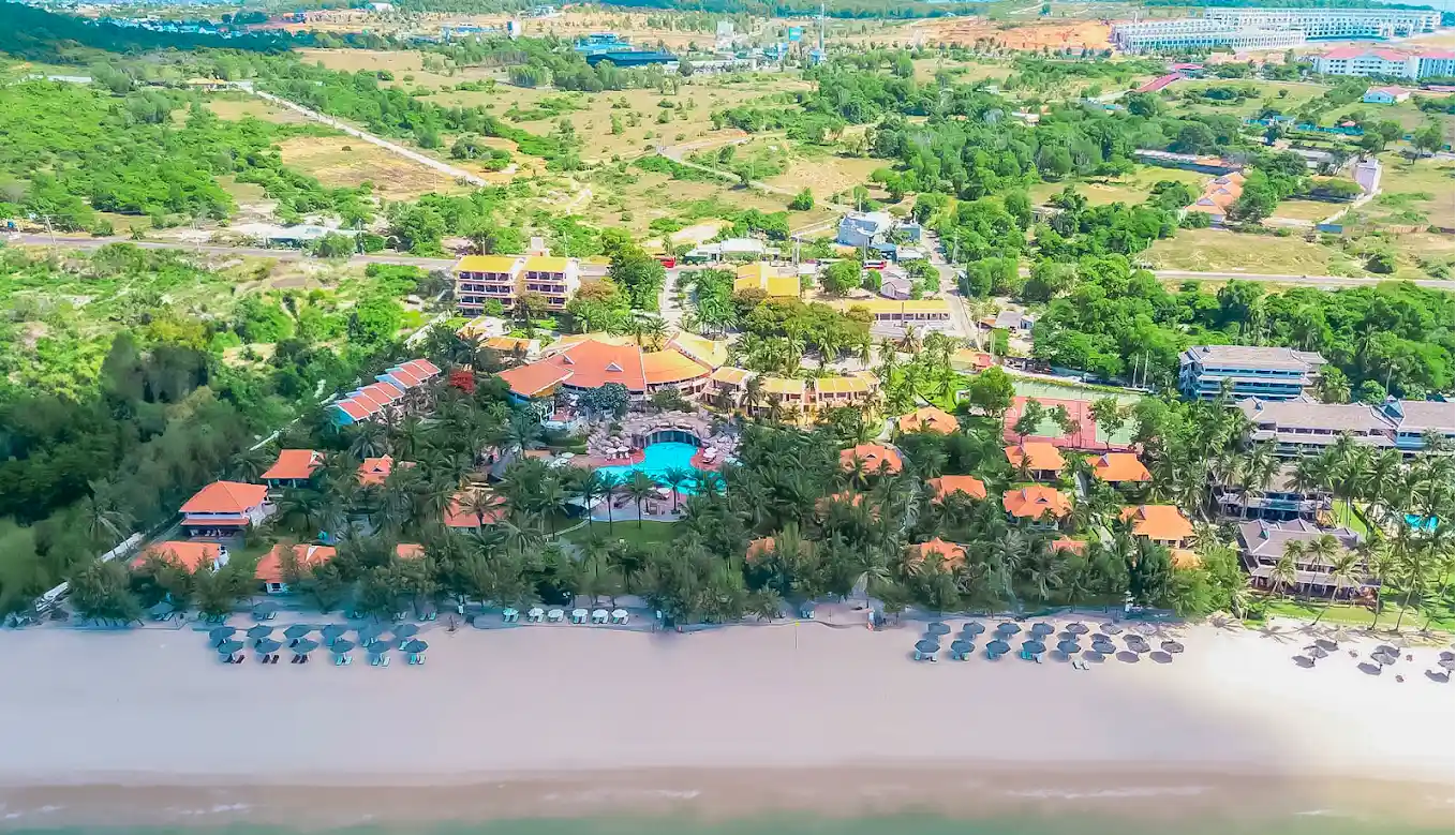 Phu Hai Beach Resort & Spa — main image