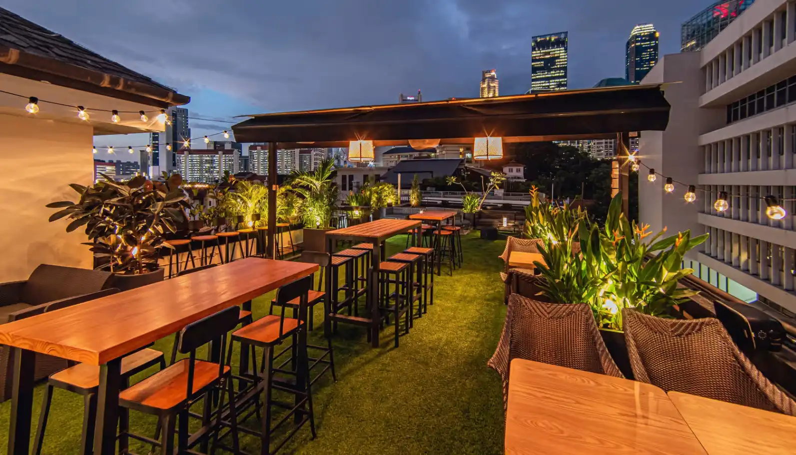 Barouv Singapore (Barouv Rooftop Bar) — main image