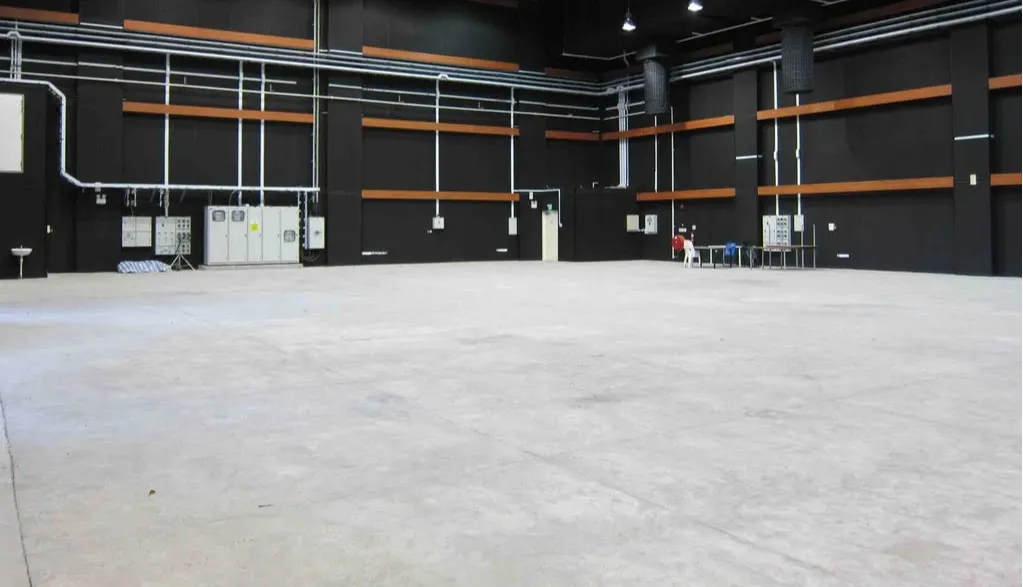 Soundstage 3 — main image