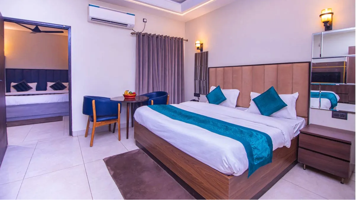 Super Deluxe Room
