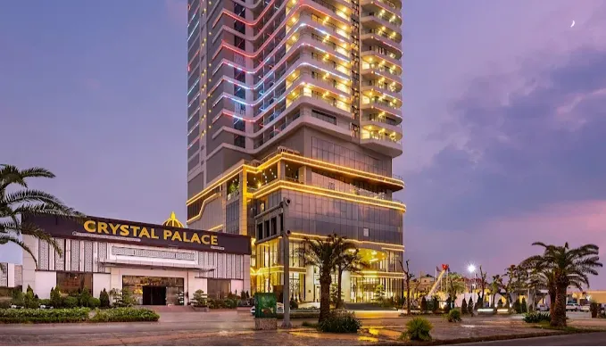 DeLaSea Ha Long Hotel — main image