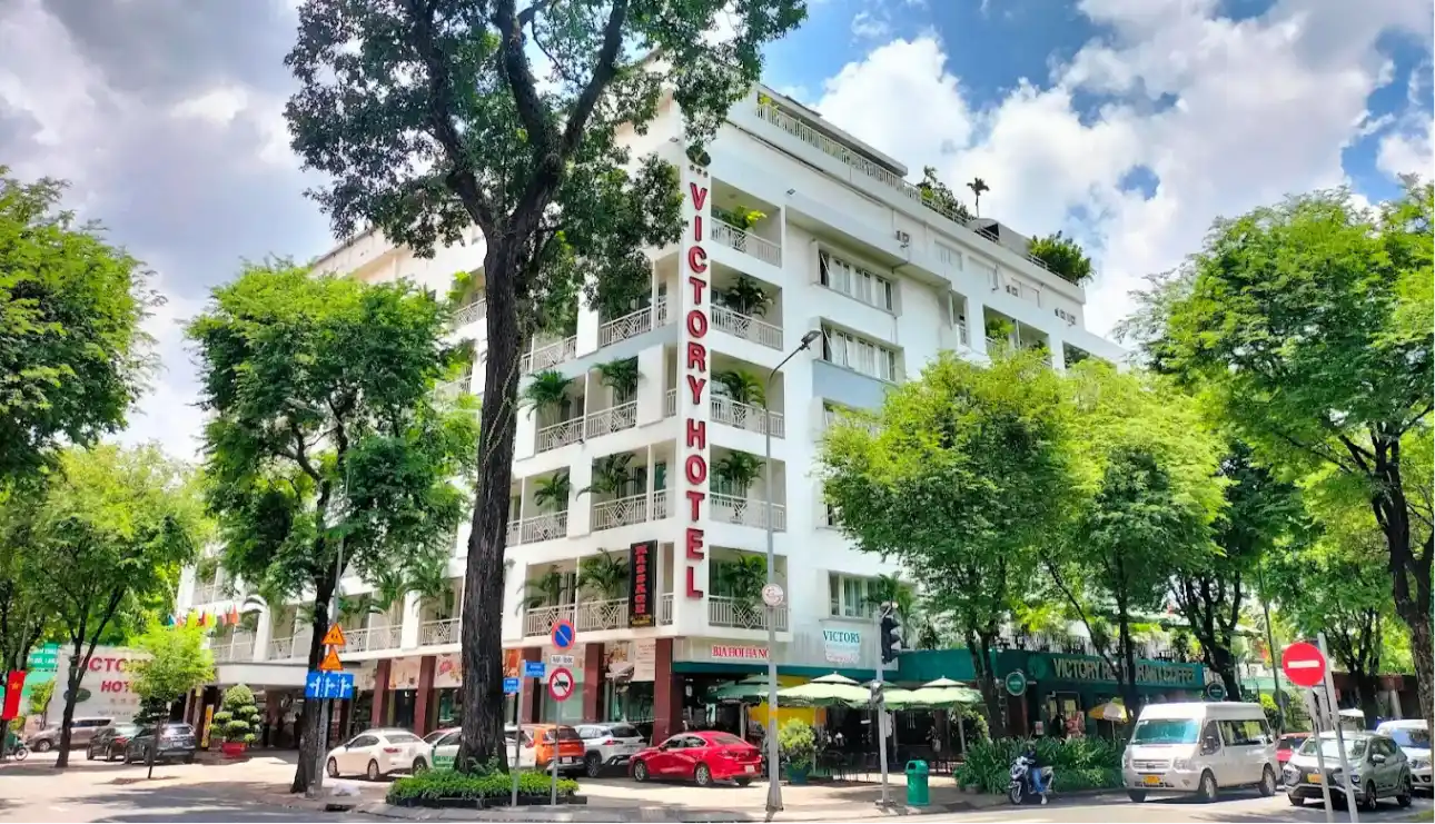 Victory Hotel — main image