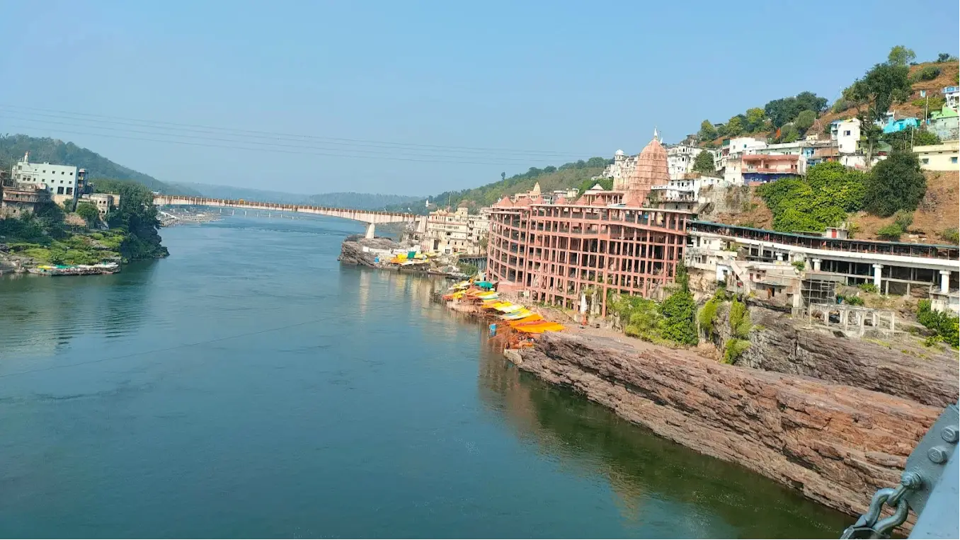 Shri Omkareshwar Jyotirlinga Temple