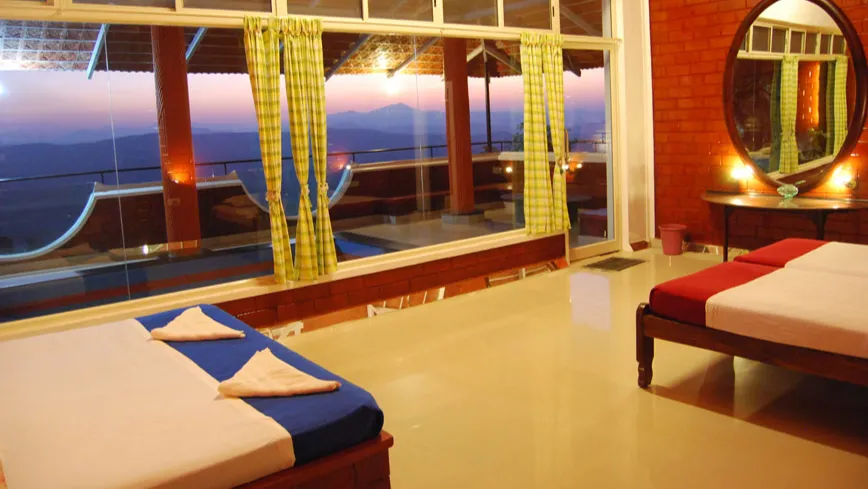 Glasshouse with Private pool