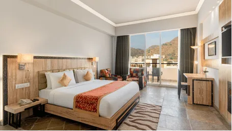 Deluxe Non-Lake View Room