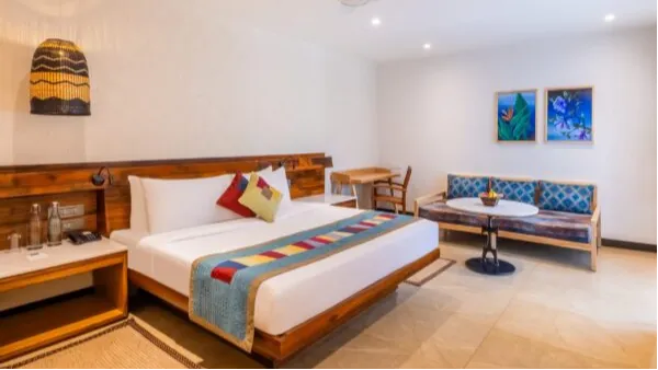 Villa with Plunge Pool