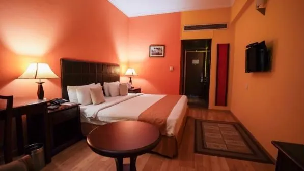 Superior Park View Room with Bathtub