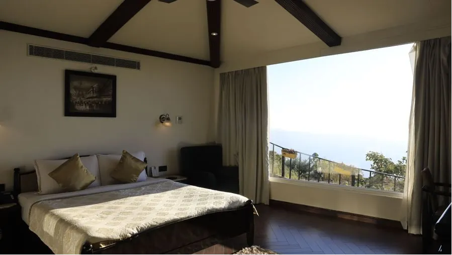 Misty Mountain Villa with Private Pool