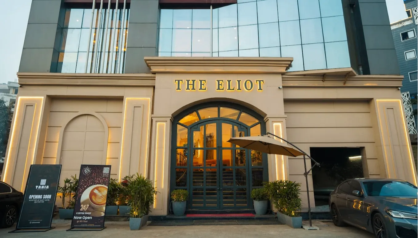 The Eliot Hotel & Banquet