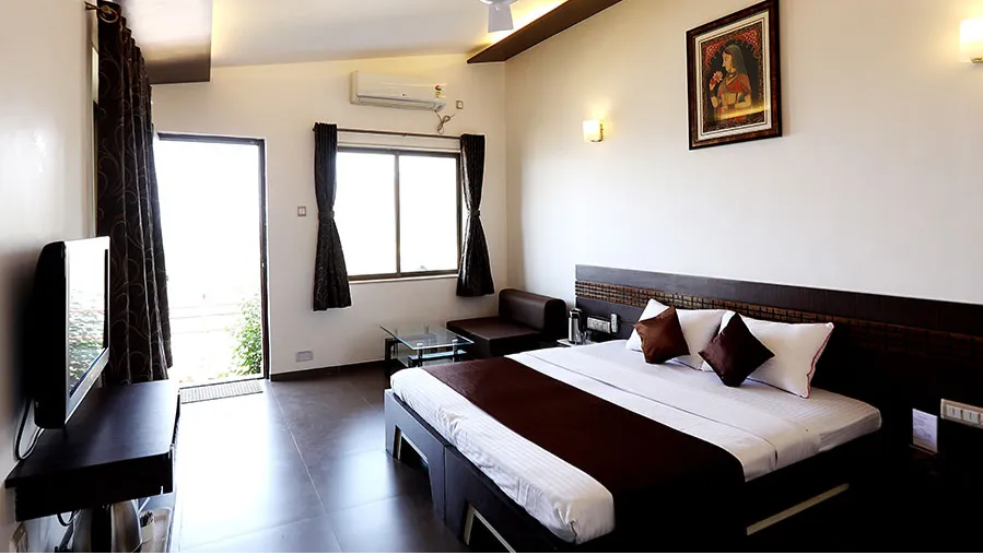 Hill Top Deluxe Cottages