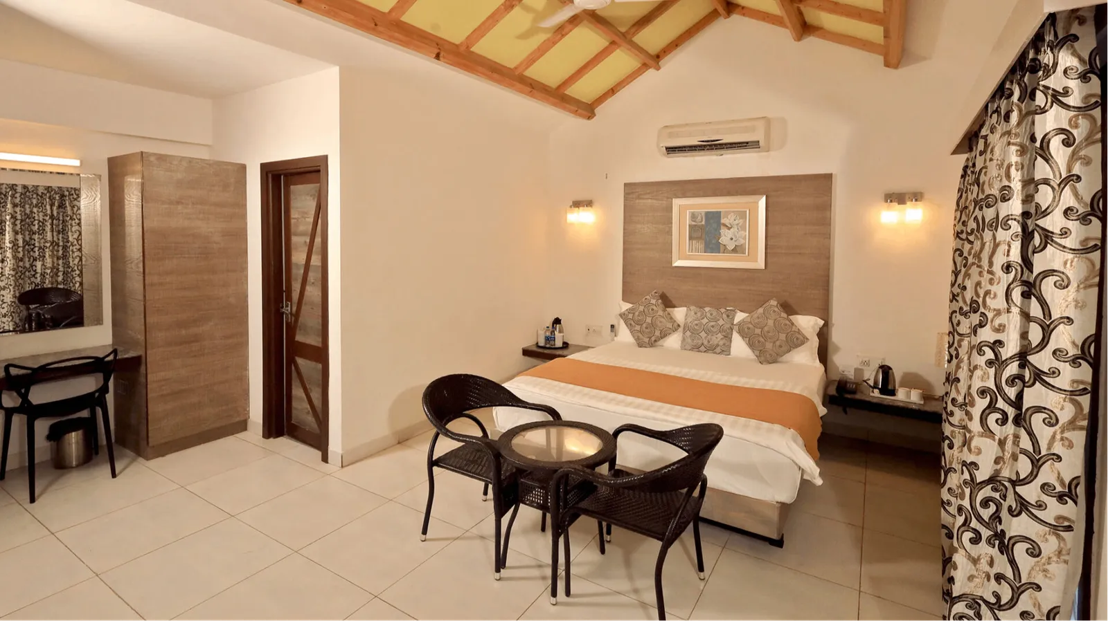 Premium Room