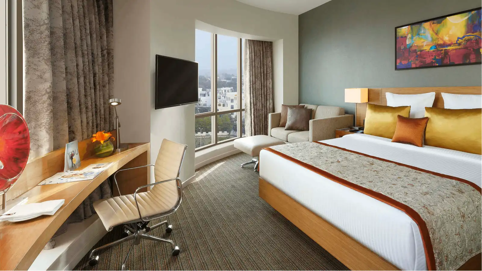  Executive Room