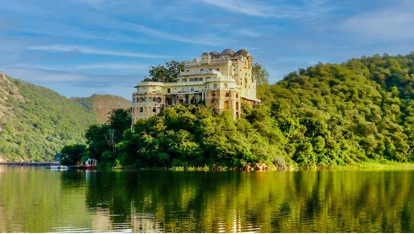 Siliserh Lake Palace