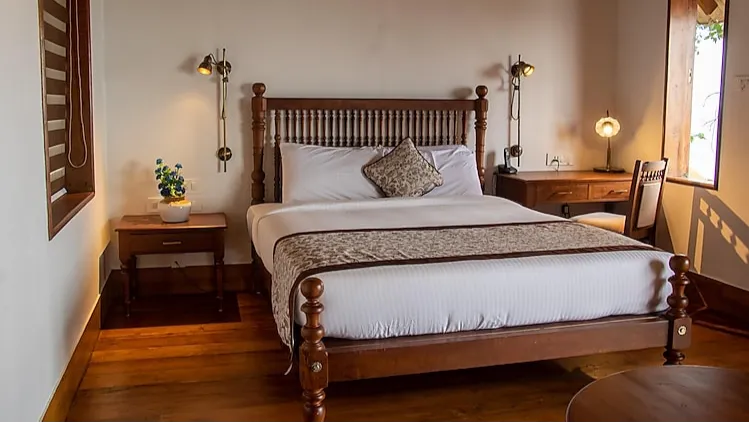 Superior Lake View Cottage 