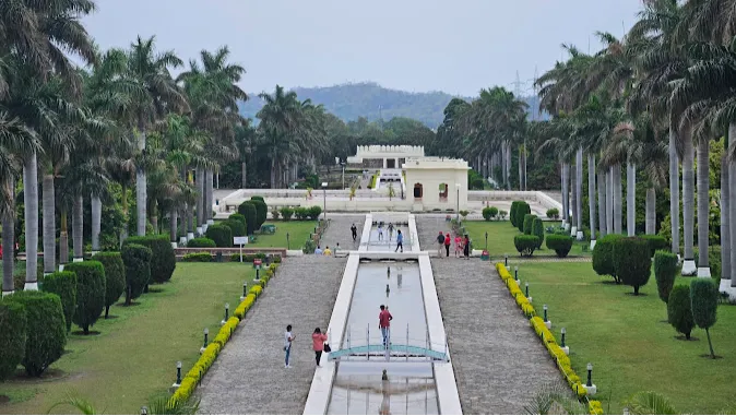 Yadavindra Gardens, Pinjore