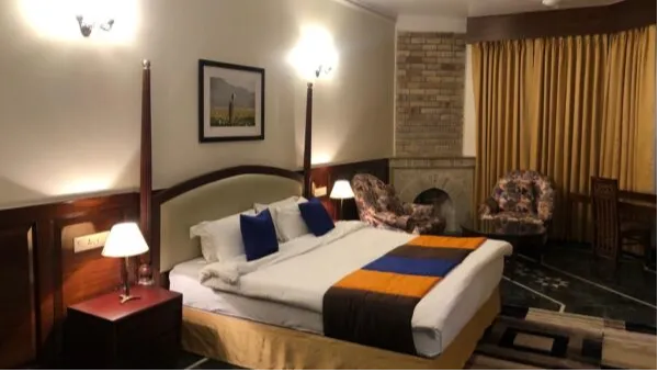 PALACE WING SUITE