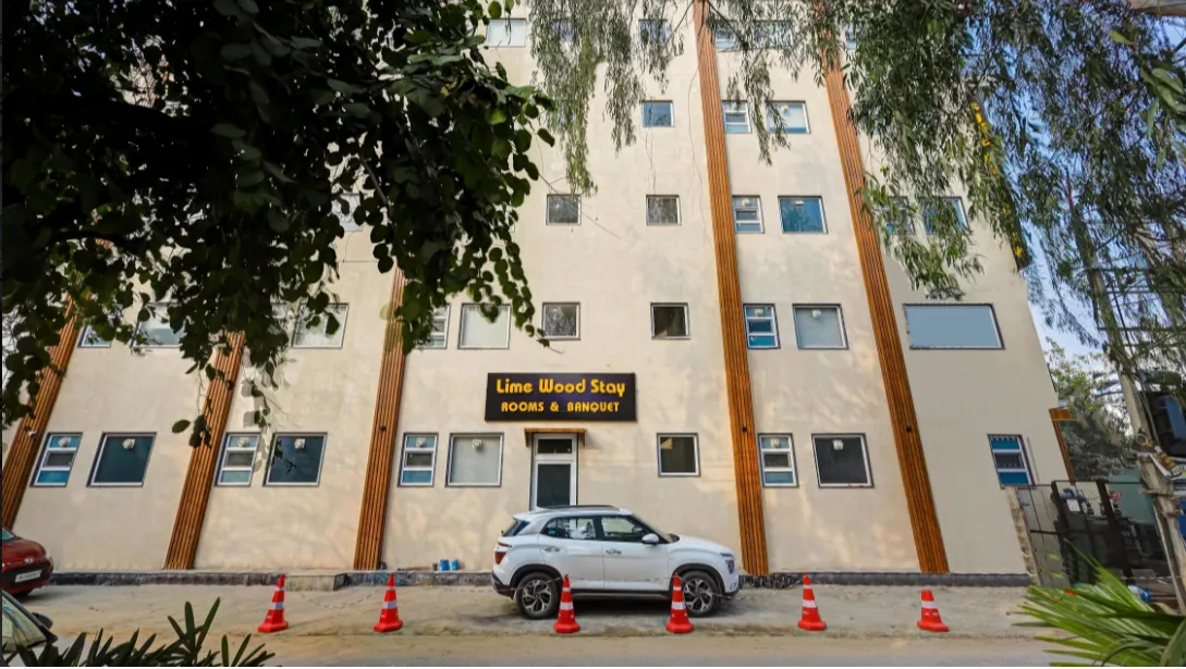 event-venue-Limewood Stay - Premium Studios near sec.29