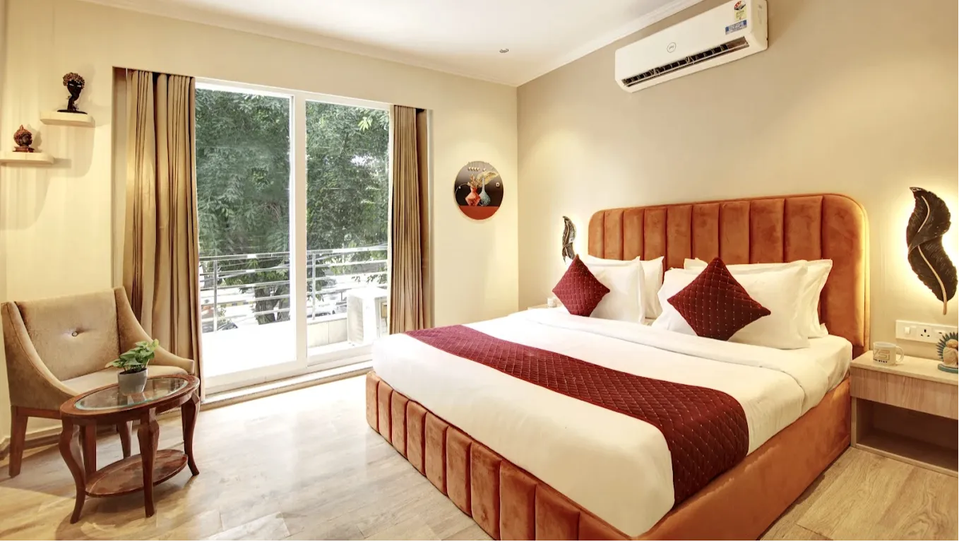 Superior Room with Balcony