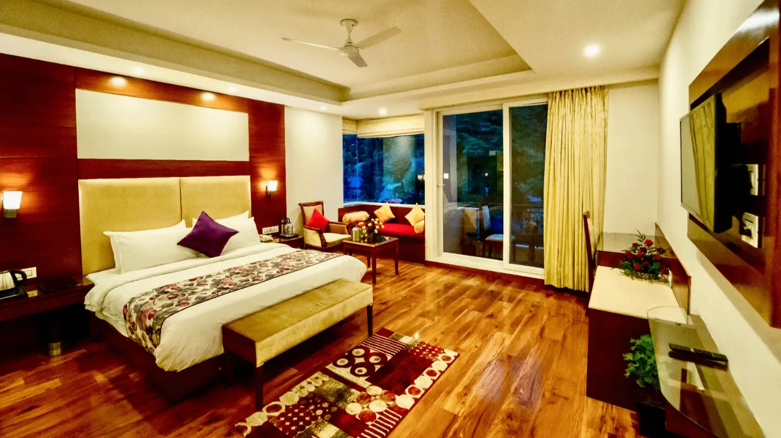 Valley View Room With Private Balcony