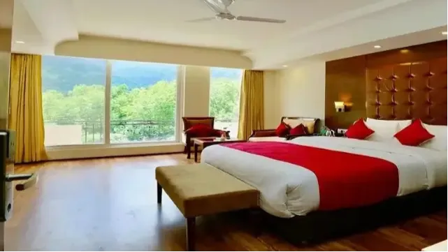 River Front Room With Private Balcony