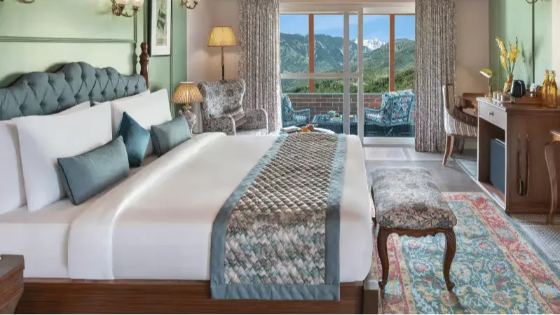 Club Room with Private Balcony