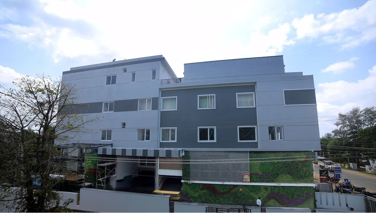 Comfort Inn Kaikaluru — main image