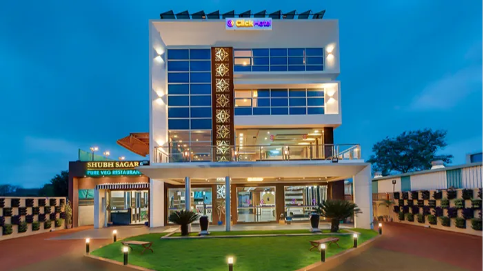 Click Hotel Sagar Plaza, Pune Chakan