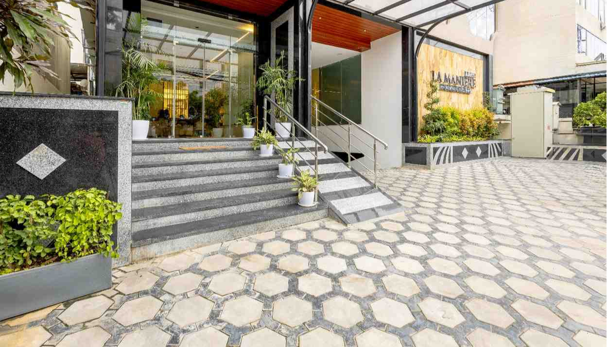 ECKO La Maniere Hotel, Hyderabad