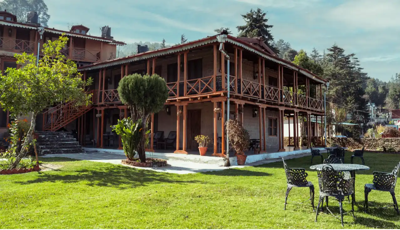 Chevron Eco Lodge — main image