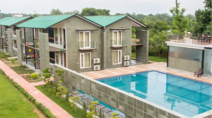 Deluxe Room Pool View