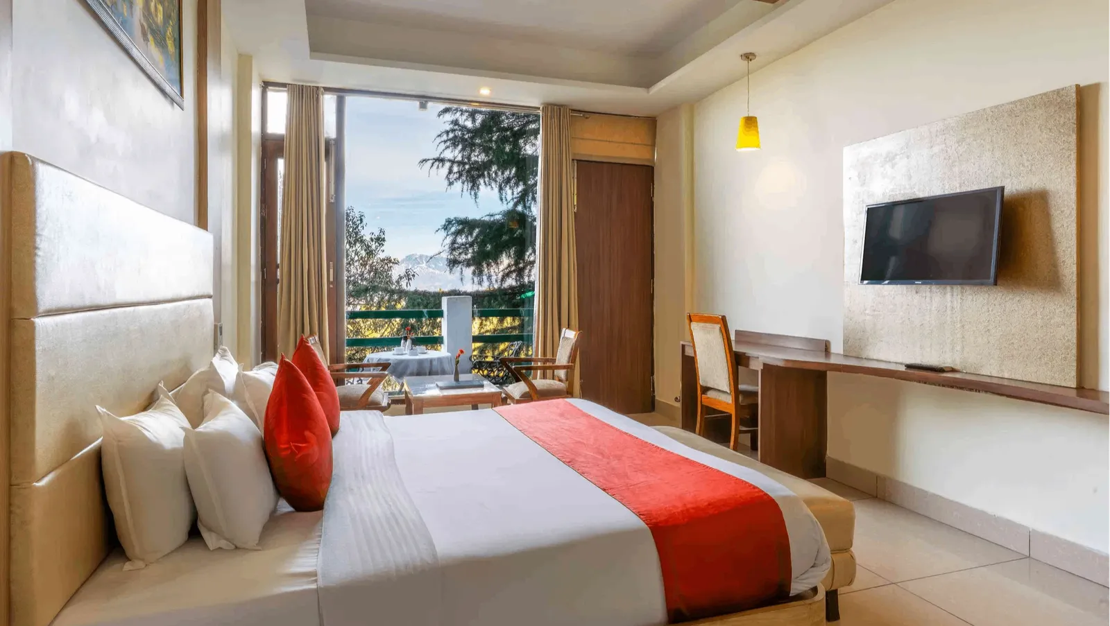 Luxury Room with Balcony and Hill View ( Centrally heated and Airconditioned)