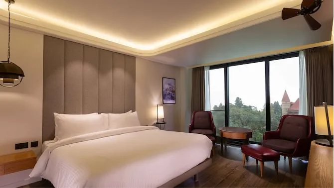 One Bedroom Suite with Balcony