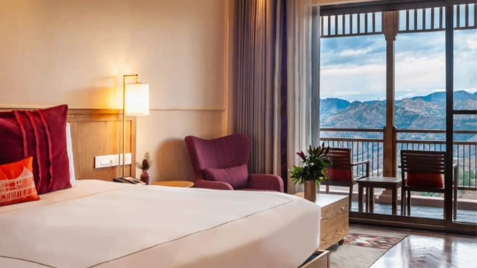 Premium Room Valley View King Bed