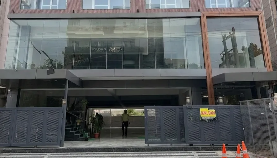 ZEN Suites – Gurgaon sector 14 — main image