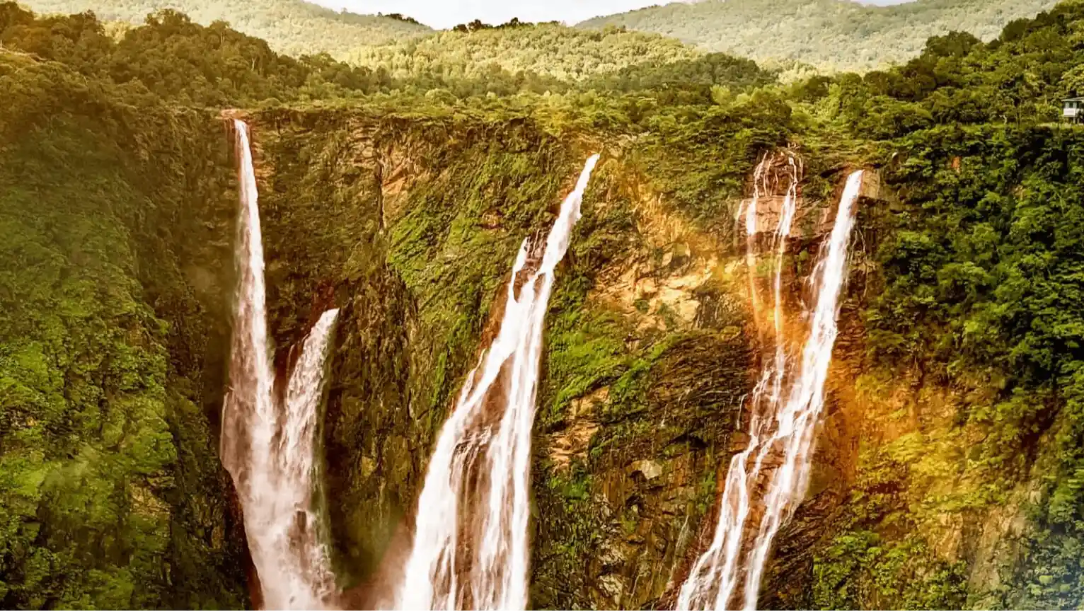 Resorts Near Jog Falls: Stay Close to Nature