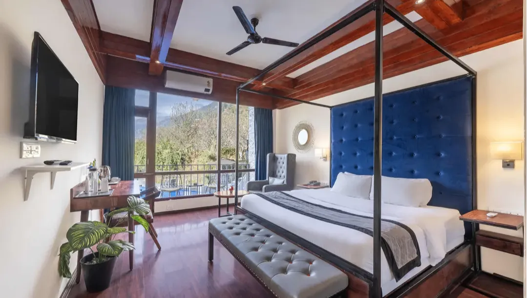 Superior Deluxe Room with Balcony